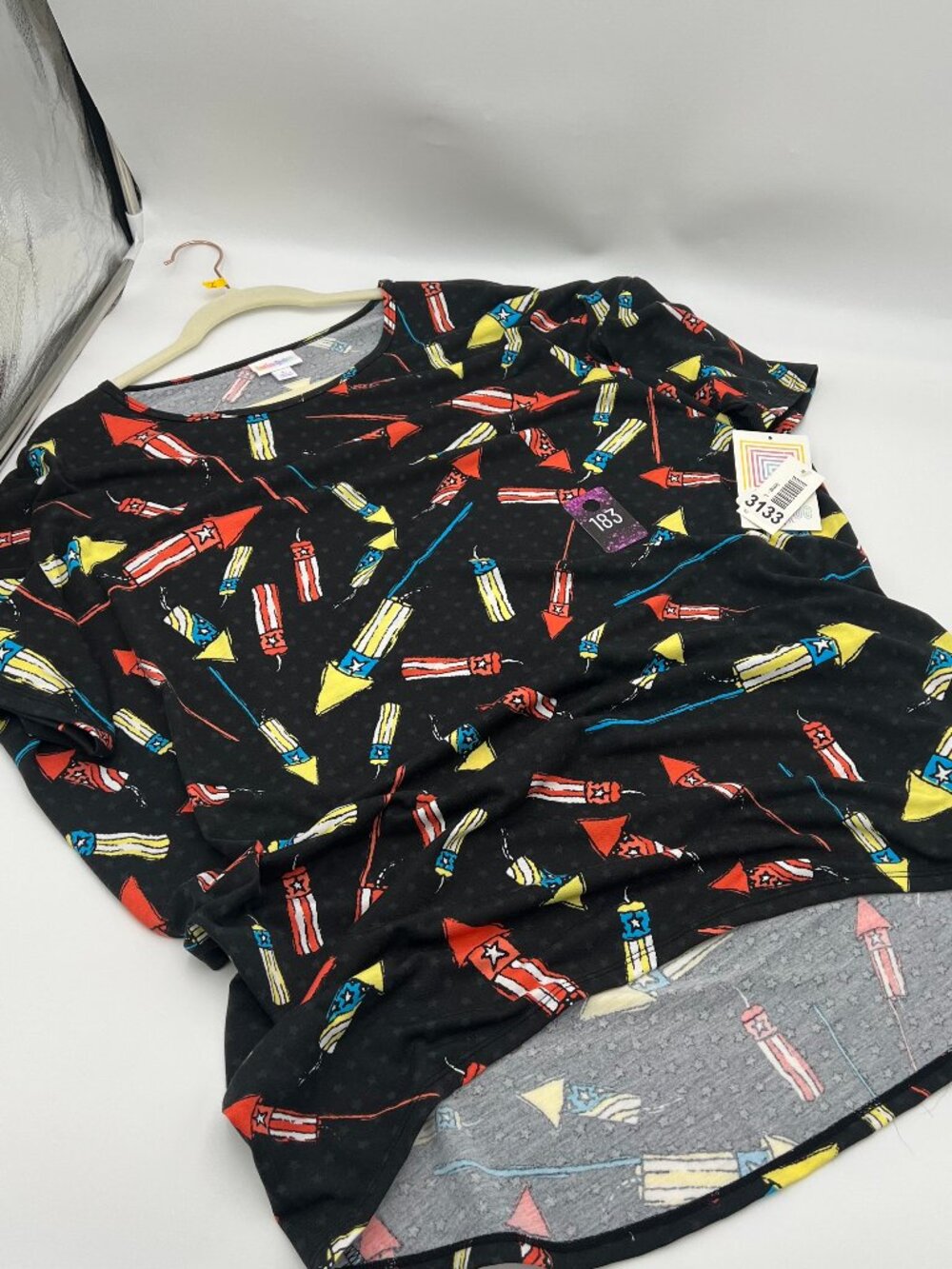 NWT LuLaRoe Irma Tunic - L (14-16)